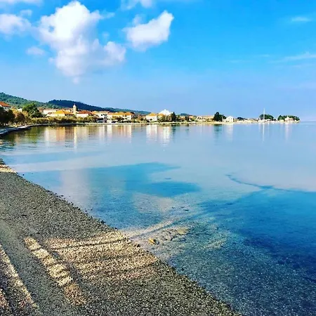 Apartment Studio Apartmani I Soba S Vlastitim Kupatilom, 40M Do Sljuncane Plaze, Otok Pasman *