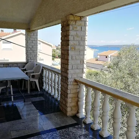 Studio Apartmani I Soba S Vlastitim Kupatilom, 40M Do Sljuncane Plaze, Otok Pasman Lägenhet