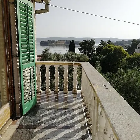 Studio Apartmani I Soba S Vlastitim Kupatilom, 40M Do Sljuncane Plaze, Otok Pasman Lägenhet