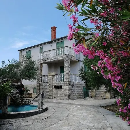 Studio Apartmani I Soba S Vlastitim Kupatilom, 40M Do Sljuncane Plaze, Otok Pasman Lägenhet